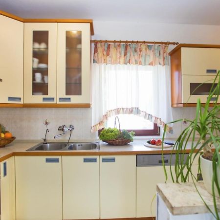 Hreljići Holiday Home Elvis, Village Kujici מראה חיצוני תמונה