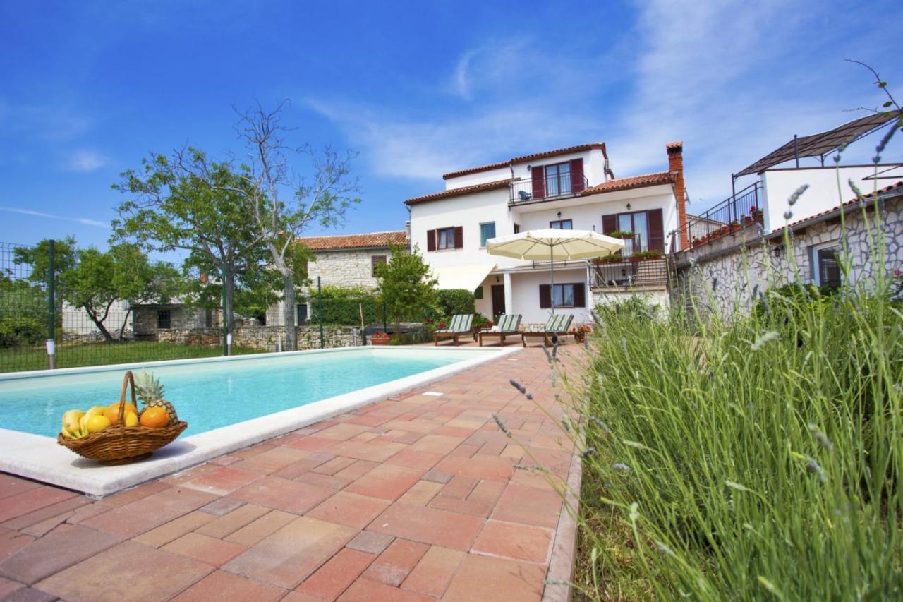 Hreljići Holiday Home Elvis, Village Kujici מראה חיצוני תמונה