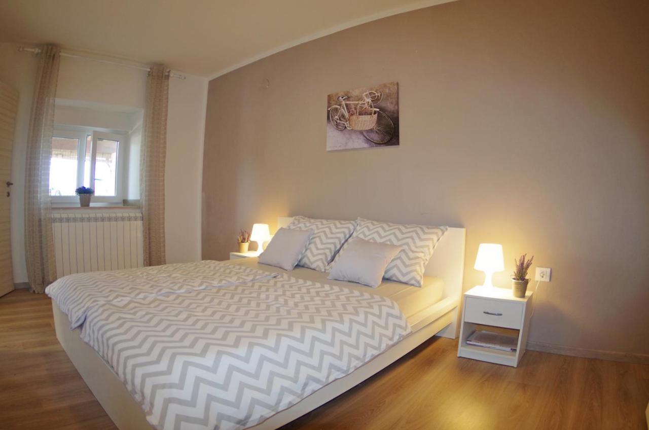 Hreljići Holiday Home Elvis, Village Kujici מראה חיצוני תמונה