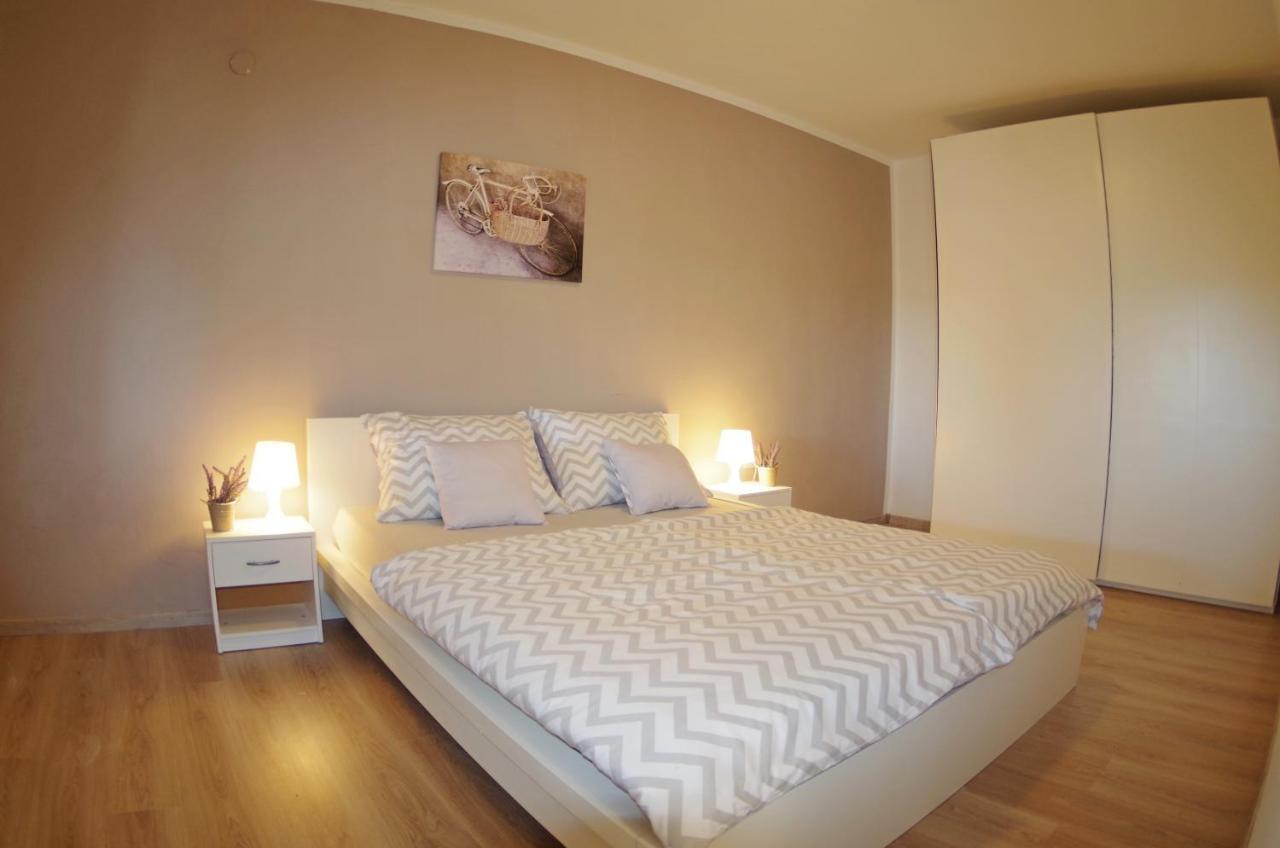 Hreljići Holiday Home Elvis, Village Kujici מראה חיצוני תמונה