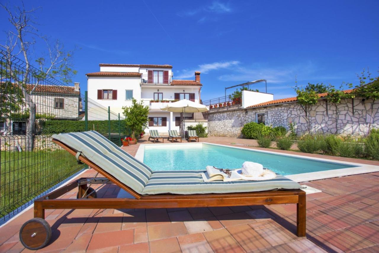Hreljići Holiday Home Elvis, Village Kujici מראה חיצוני תמונה